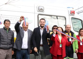 Gobierno Regional entrega moderna ambulancia a departamento de salud municipal de Perquenco