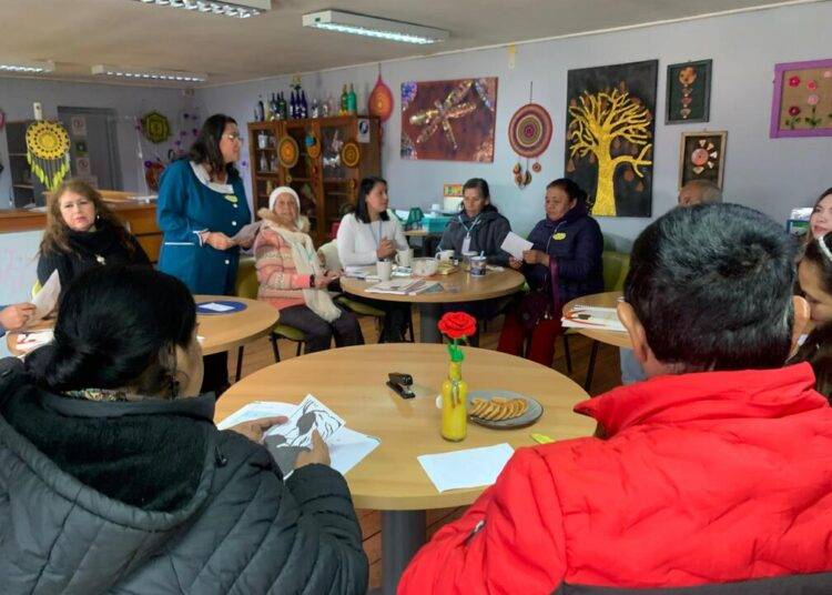 En 30 comunas ya partieron las clases del plan de alfabetización “Contigo Aprendo”