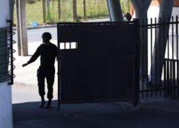 Hallan muerto en su celda a imputado por homicidio de hijastro con TEA