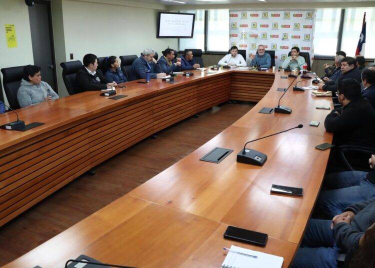 Constituyen mesa regional de Pesca Artesanal que permitir谩 ordenar la inversi贸n p煤blica en el sector