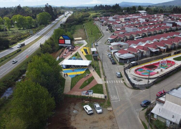 Inauguran nueva plaza en villa cerro castillo de Loncoche