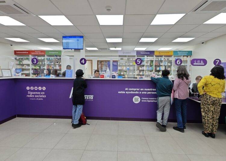Inauguran céntrica farmacia sin fines de lucro en Temuco