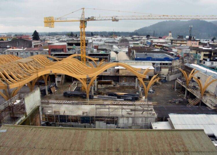 Recontrucción mercado de Temuco: solicitan formalmente a Ministro Grau financiamiento en Presupuesto 2026
