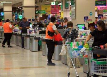 Supermercados tendrán cierre anticipado este miércoles 31 de diciembre