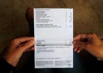 Publican resolución para devolución de cobros excesivos de luz por el error de Transelec