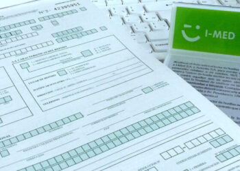 Formalizan a seis médicos extranjeros por la emisión de casi 36.000 licencias falsas
