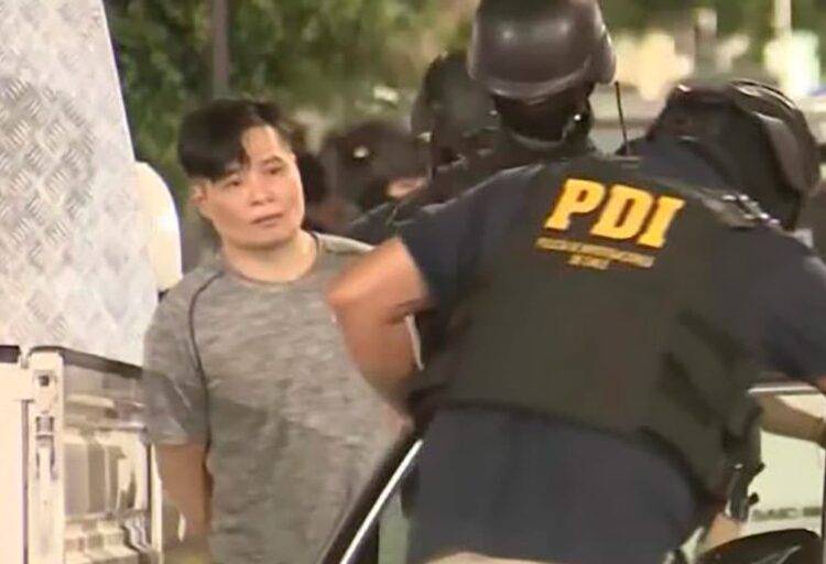 Formalizan a carabinero y extranjeros vinculados con la mafia china en Meiggs