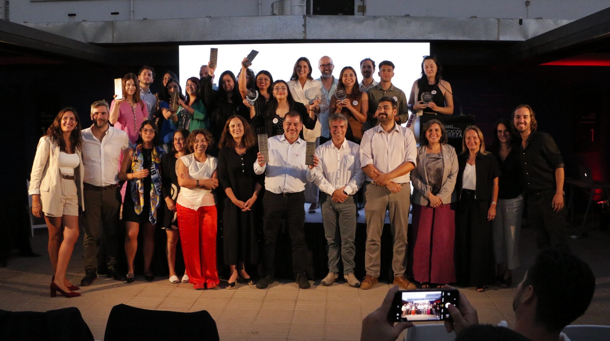 Huellas de Ausencia continúa con reconocimientos y obtiene premio nacional a la Excelencia Periodística