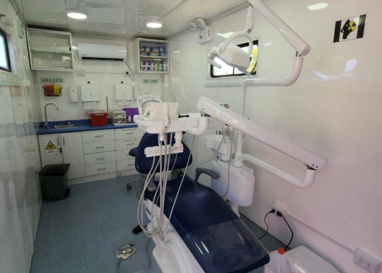 Pitrufquén: Inauguran Clínica Dental Móvil en Posta de Millahuin Para Sector Rural Cordillera