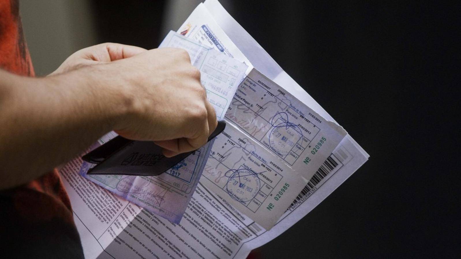 Alertan mal cobro de permisos de circulación: Casi 2 millones de vehículos estarían pagando de más