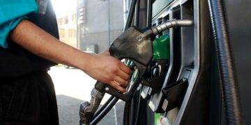 Gobierno oficializa cambio al Mepco y fija en cuatro semanas cálculo clave para precio de combustibles