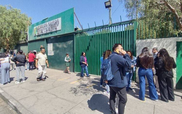 Inspectora falleci贸 tras ser apu帽alada por alumno en Calama
