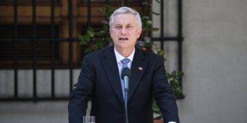 Gobierno ordena «ajustar el cinturón» a todos los ministerios
