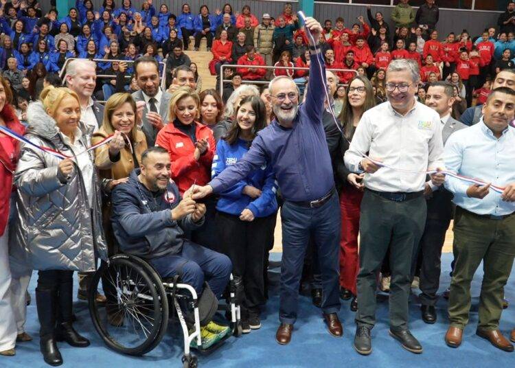 Campos Deportivos inaugura moderno gimnasio para el deporte y la vida comunitaria en Temuco