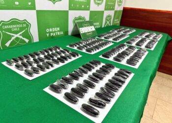 Militares peruanos fueron detenidos con cuatro kilos de ketamina en Iquique