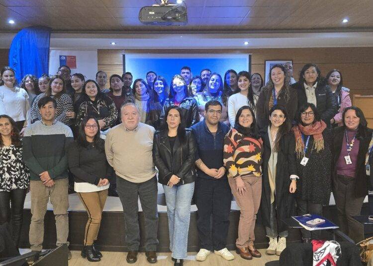 Red de reinserción juvenil y salud se capacitan en prevención y manejo del riesgo suicida en La AraucanÃa