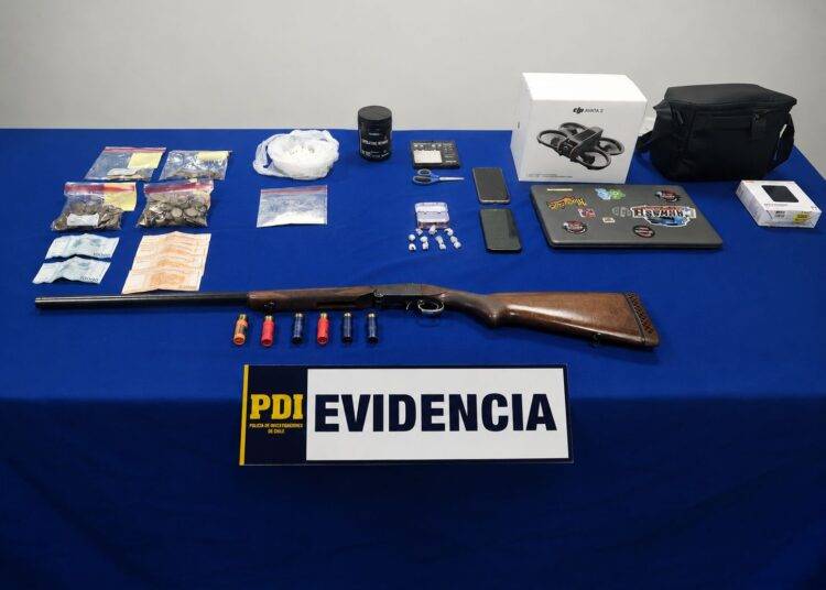 BIPE Angol detiene a tres personas e incauta drogas, arma de fuego y otras especies