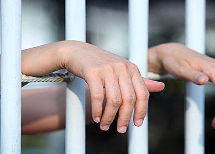 Debate por responsabilidad penal adolescente irrumpe tras crimen de niño de 12 años