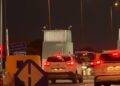 Mujer dio a luz al costado de ruta: trabajadora de peaje no permiti贸 pasar porque no ten铆a efectivo